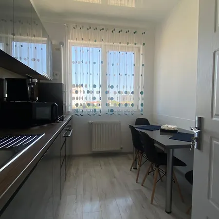 Appartement 2 Hanul Cu Peste *